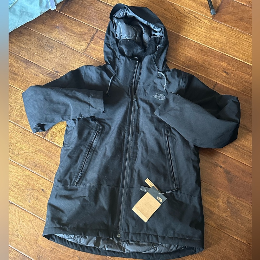 The North Face NEW insulated Influx Black Jacket Womens size medium NWT hoodie